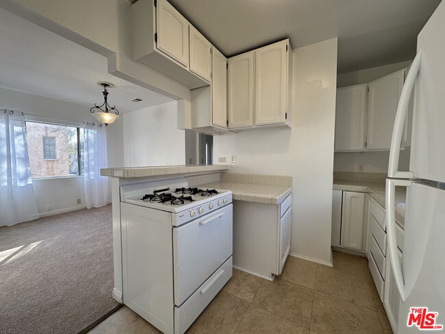 Photo - 6069 1/2 Cashio St