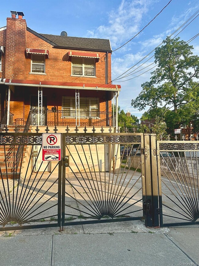Photo - 1440 Needham Ave Unit 2nd Fl