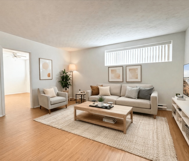 Photo - Centennial Towers & Braemore Plaza