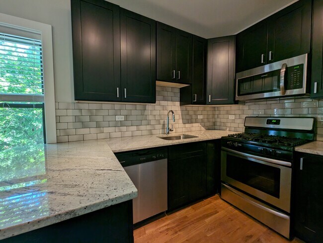 Photo - 2203 W Eastwood Ave Apartments