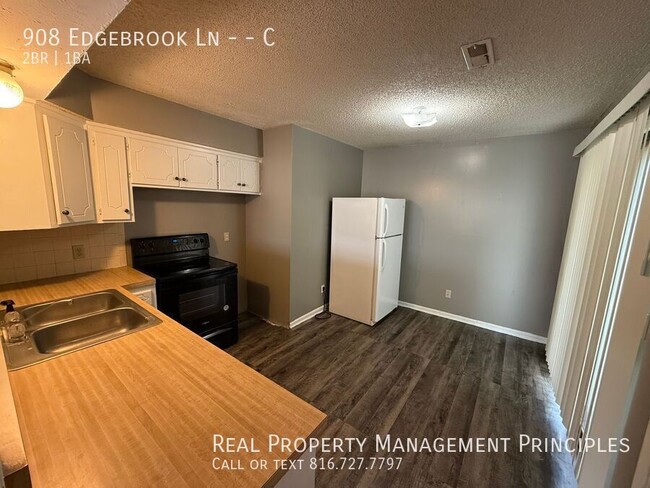 Photo - 908 S Edgebrook Ln Unidad C