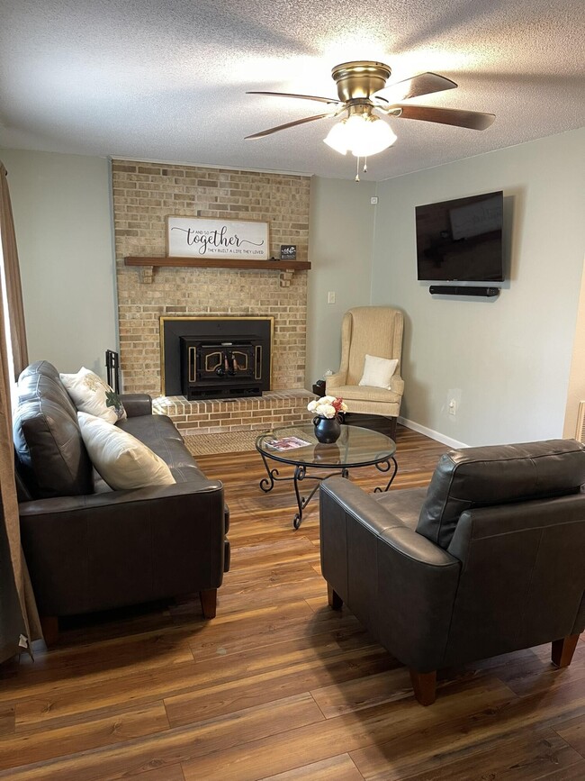 Photo - 1086 County Hwy 183 S