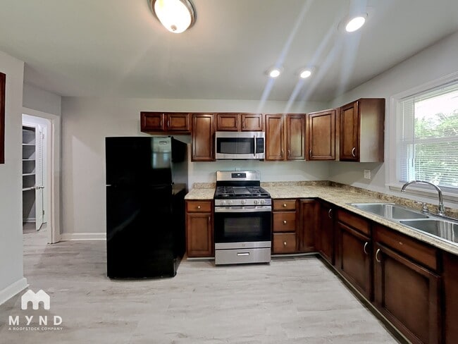 Photo - 2625 Harmony Way