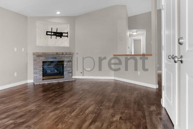 Photo - 1120 S 90th St Ct