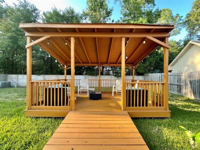 Building Photo - 21816 Grand Lancelot Dr Rental