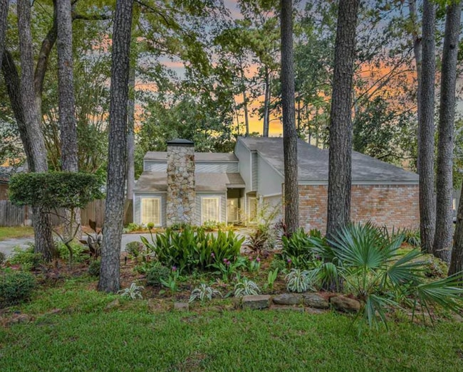 Photo - 2119 Woodstream Dr