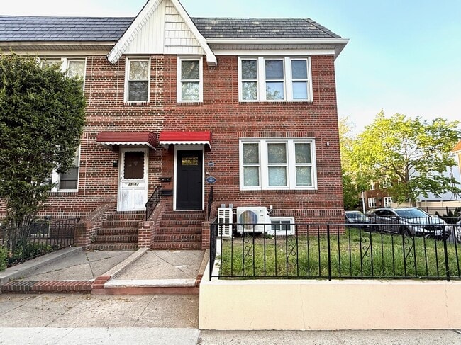 Photo - 39-47-47 50th Ave Apartamento Unidad 2nd Fl.
