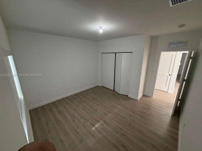 Photo - 831 SE 9th Ave