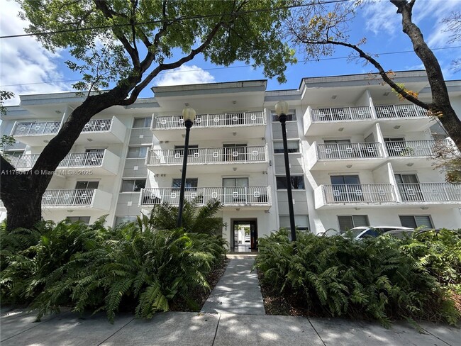 Photo - 445 SW 11th St Condo Unit 104