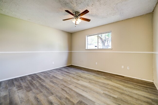 Photo - 10731 Staghill Dr