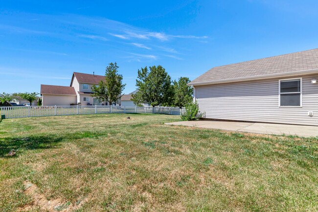 Charming 3-Bedroom Home in Prime O’Fallon ... - Charming 3-Bedroom Home in Prime O’Fallon ...