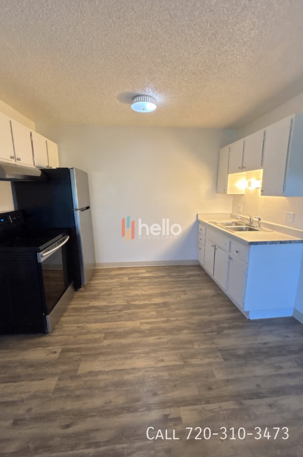 Building Photo - 1721 Clemson Dr Unit 9