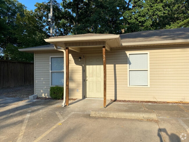 Building Photo - 2151 Hamilton St Rental