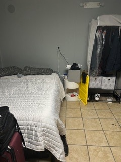 Photo - 11914 Queen St