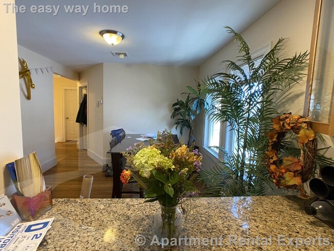 Photo - 80 Ten Hills Rd