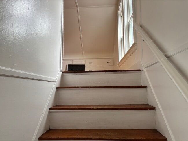 Photo - 28 Pleasant Street