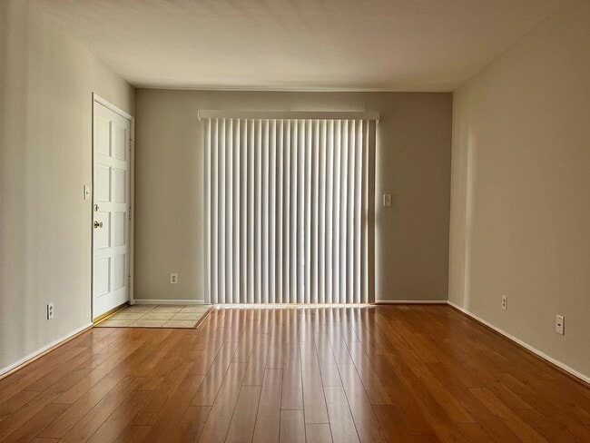 Photo - 700 E Cedar Ave Unit 205