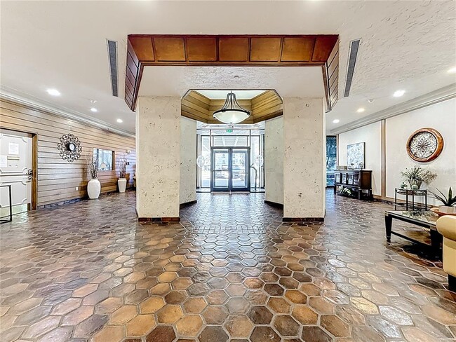 Building Photo - 400 Island Way Unit 1411