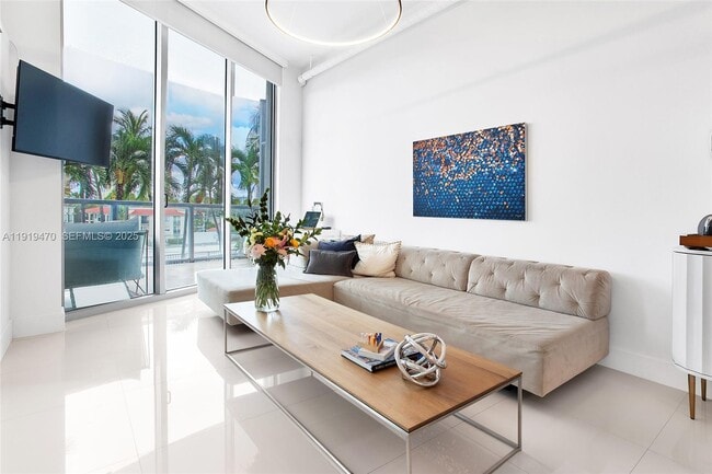 Photo - 3029 NE 188th St Unidad 419