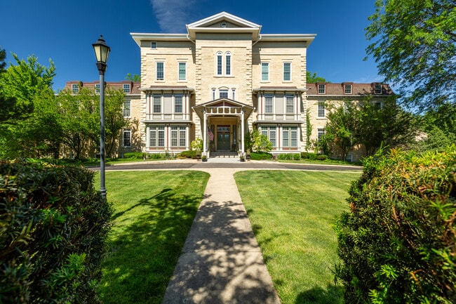 Photo - 333 S Jefferson St Unidad 1E