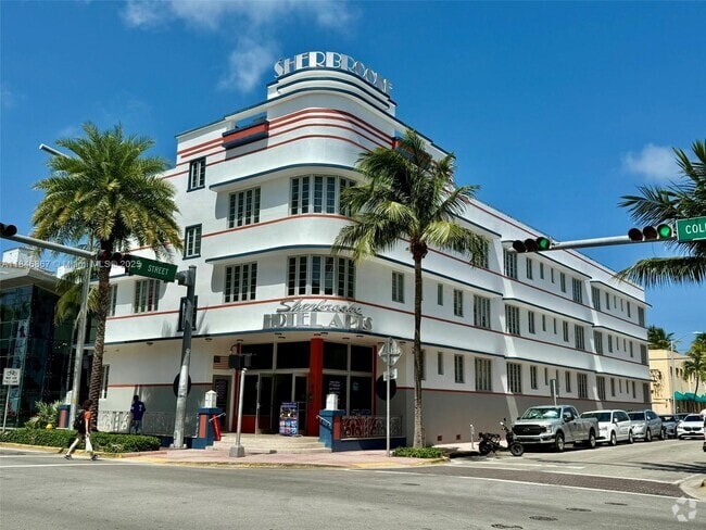 Building Photo - 901 Collins Ave Unit 307 Rental