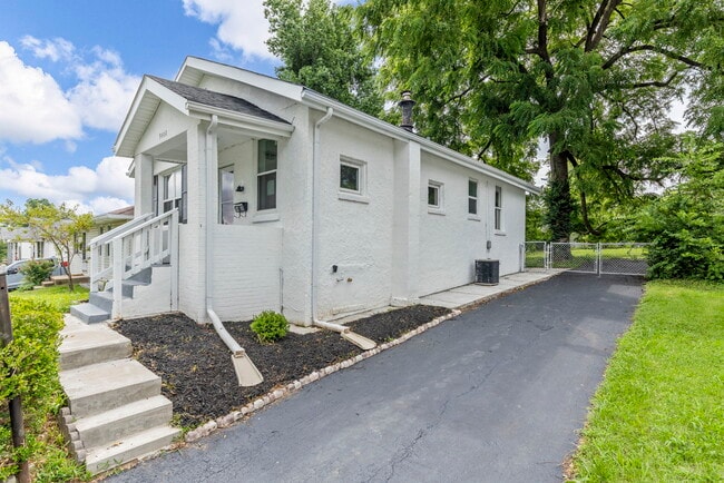 Completely Renovated! - 9408 Echo Ln