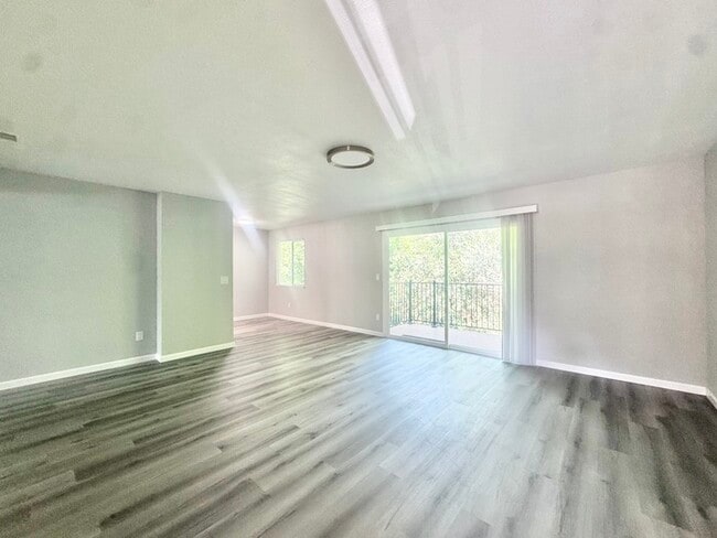 Photo - Nicely updated 2-bedroom 1-bath apartment in Auburn!