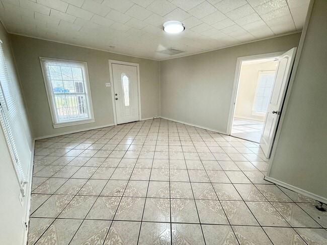 Photo - Updated 4 bedroom!