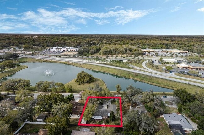 Photo - 720 E 6th St