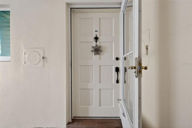 Photo - 1200 N Shore Dr NE Unit 201 furnished