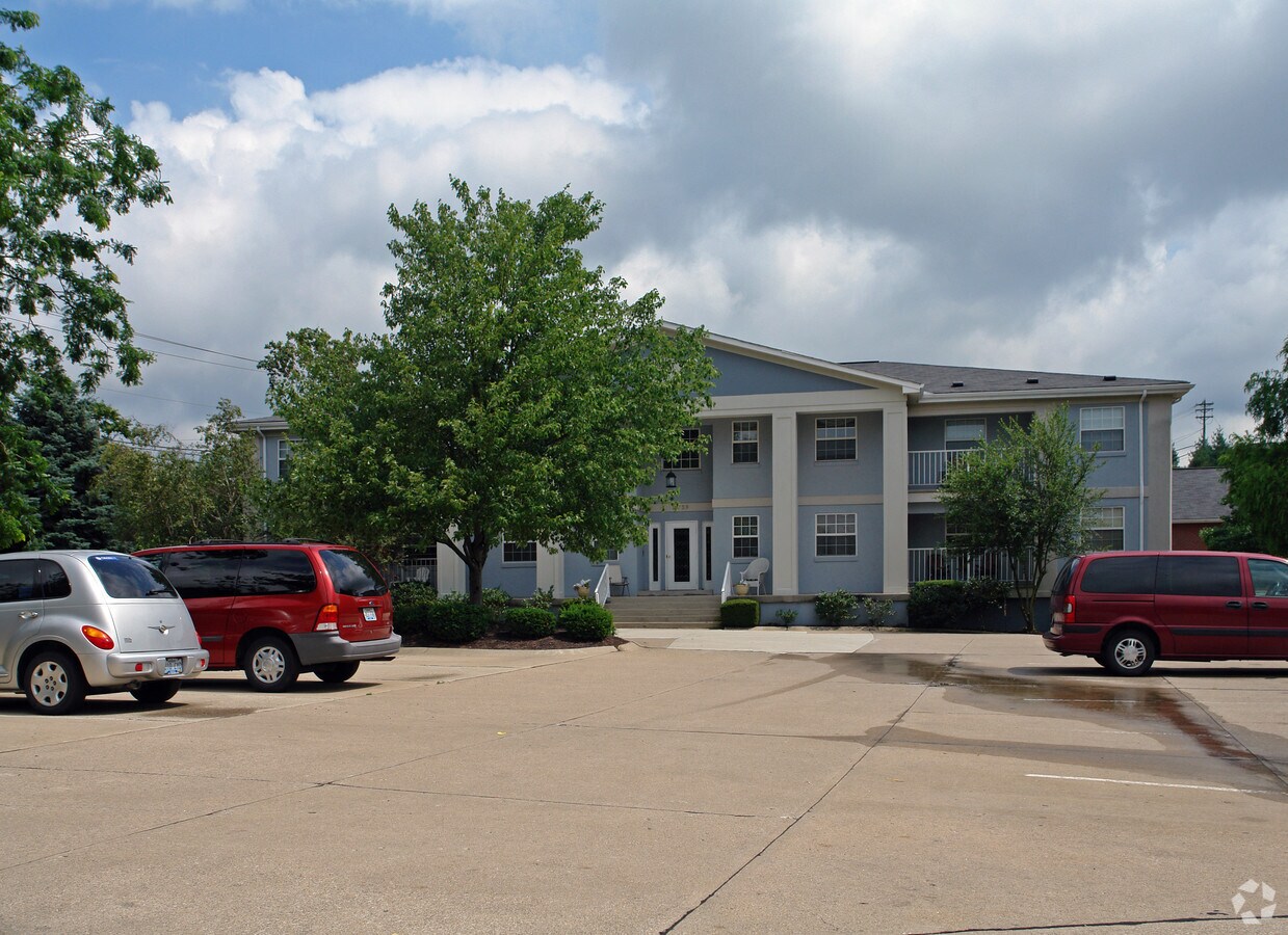 Wedgewood Manor - Wedgewood Manor