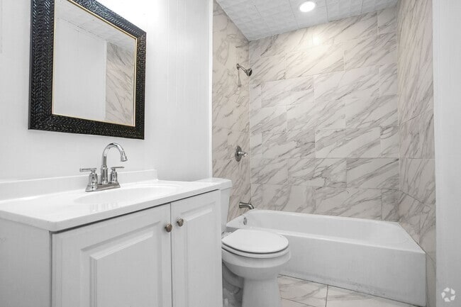 Building Photo - 713 W Sam Rayburn Dr Unit 713 Sam Rayburn - West Rental