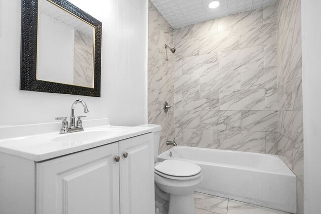 Photo - 713 W Sam Rayburn Dr Apartment Unit 713 Sam Rayburn - West
