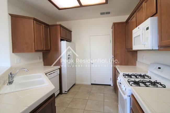 Photo - Newer South Sacramento Area 3bd/2.5ba Home