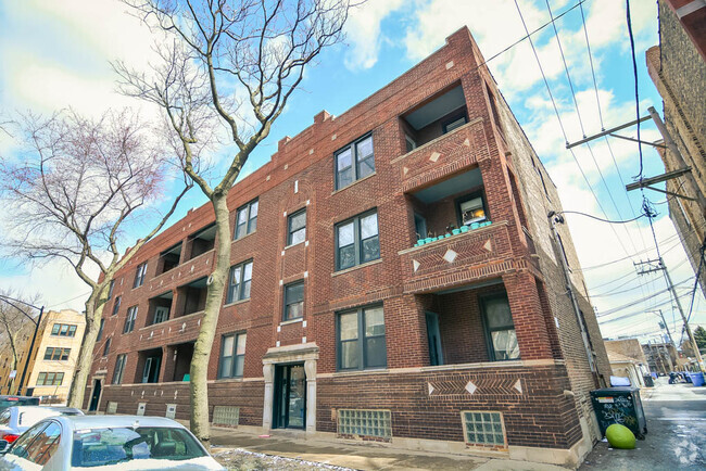 Building Photo - 951 N Hoyne Ave Unit M04B Rental