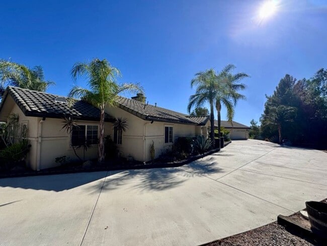 Photo - Move in Special! Move in by November 1st a...