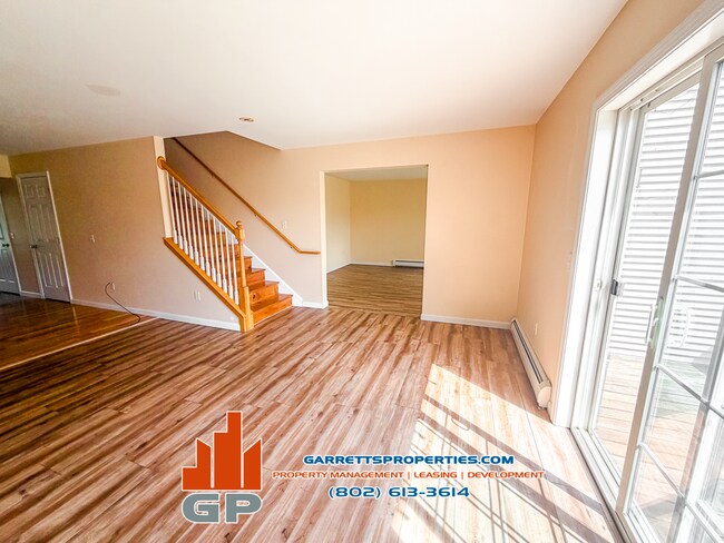 14 Giles Dr