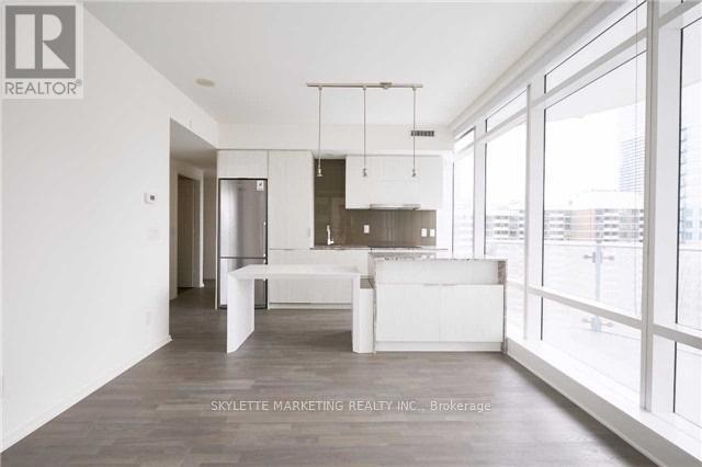 Photo - 1 Bloor St E Unit 3710