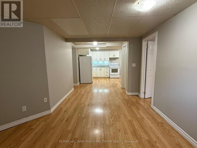 Photo - 171 Hanmer St E