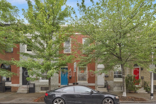 Building Photo - 22 N Potomac St Rental