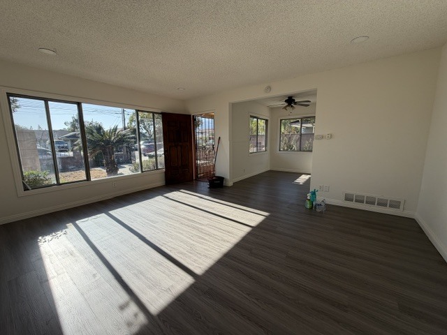 Photo - 212 N Pasadena Ave