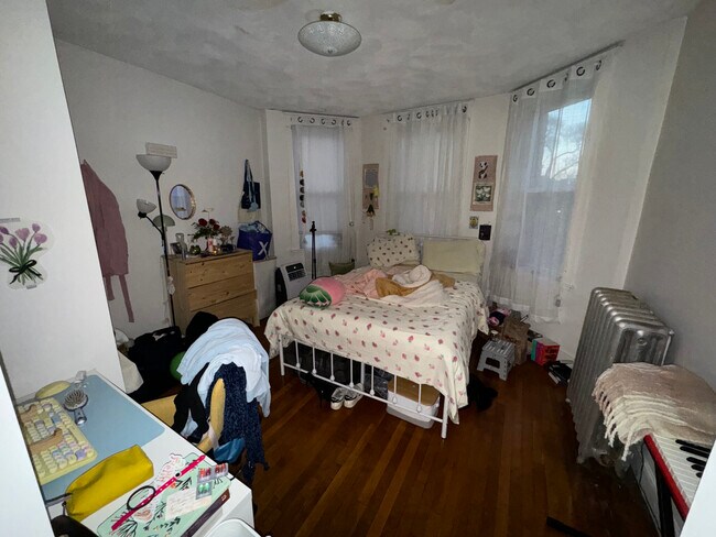 Photo - 15 Scottfield Rd Unit 12A