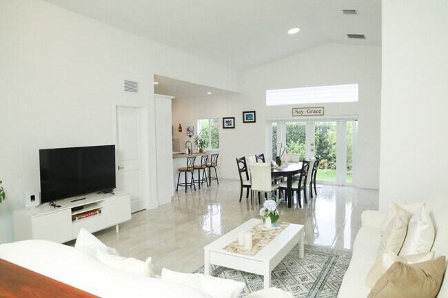 3764 SW 153rd Pl Unit SI ID1542204P