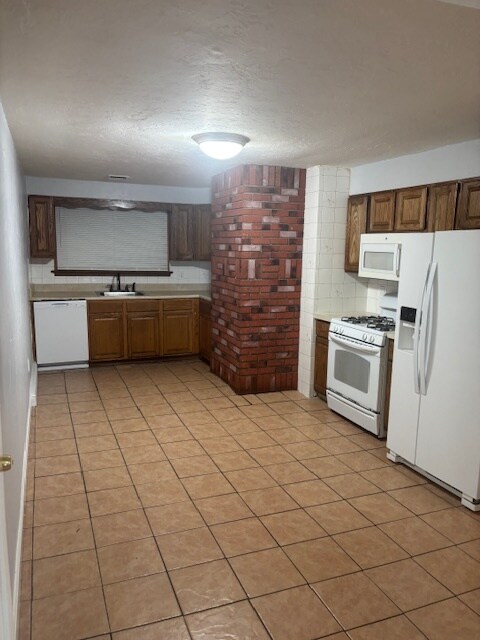 Photo - 1148 Bennington St Unit 1