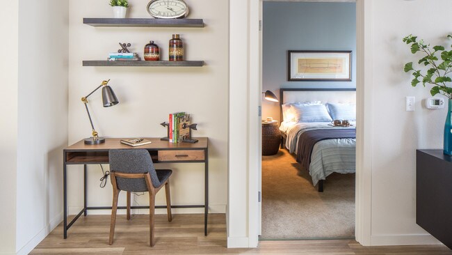 Conevenient work-from-home space - Modera Pearl