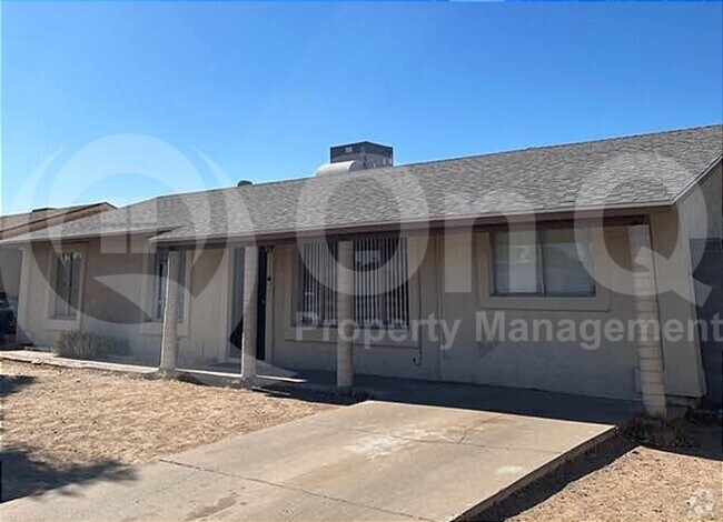 Building Photo - 6402 S 42nd St Rental