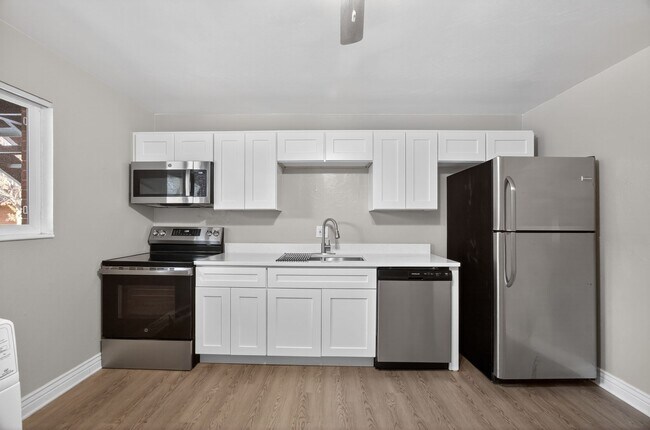 Cocina 2 - Cedar Court