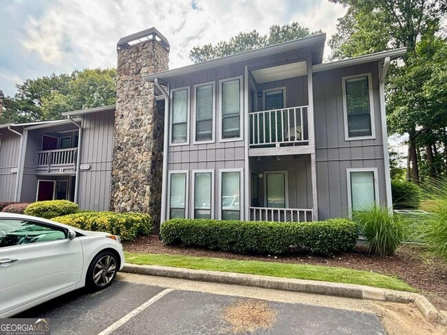Building Photo - 3841 Woodridge Way