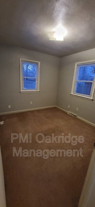 Photo - 446 N Madison St