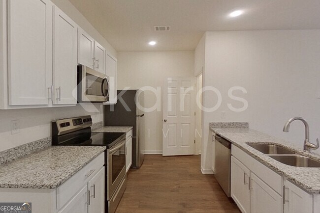 Photo - 202 Long Is Dr